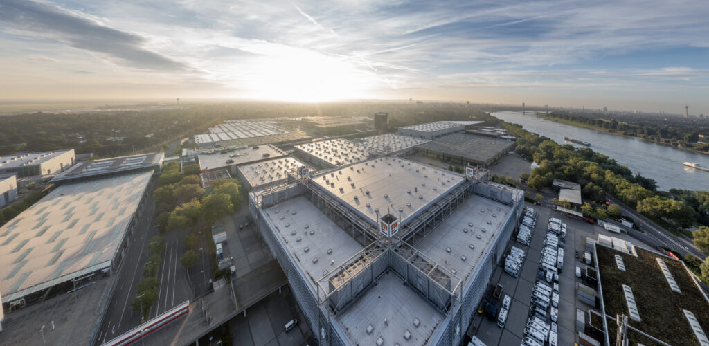 Messe Düsseldorf is the sharp-dressed executive who gets more done before lunch than most venues manage in a week! - ©Messe_Düsseldor | Ansgar van Treeck